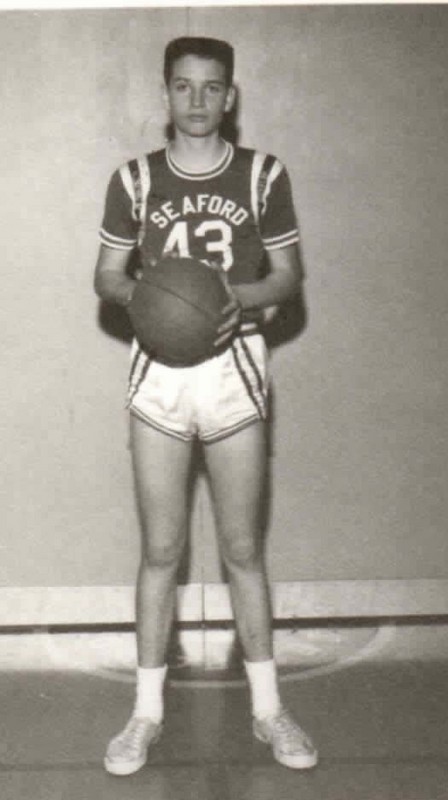 1965-adhiratha-seaford-high-basketball-43.jpg